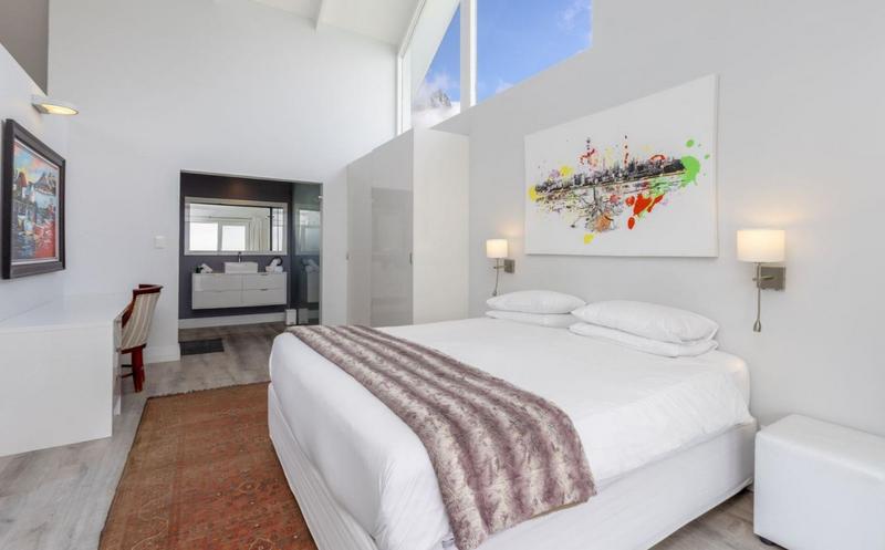 6 Bedroom Property for Sale in Camps Bay Western Cape